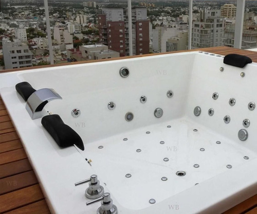 Jacuzzi Max Minimalista 195x195x80 14 Jet 1,50hp 3 Almohadas