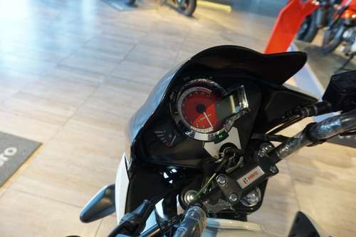 Imagen 15 de 21 de Hero Hunk 150cc I3s 2022 No Rouser