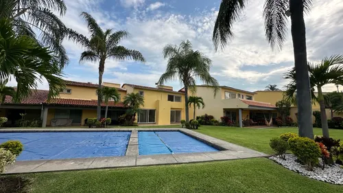 Casa En Venta En Residencial El Paraíso Jiutepec