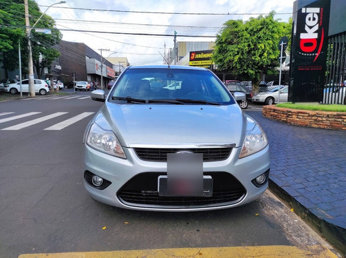 Imagem 2 de 8 de Ford Focus 2.0 Glx 16v Flex 4p Manual