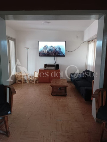 Imagen 4 de 15 de Casa Quinta Remodelada Con Pileta, Parrilla, Parque, Wifi, Seguridad A Solo 35min De Caba.