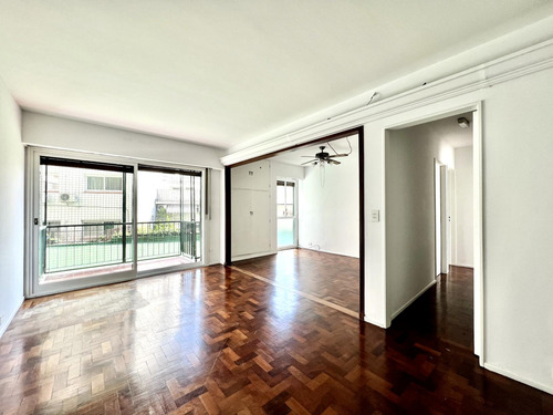 Luminoso Departamento En Venta, 4 Ambientes Con Balcón - Martínez
