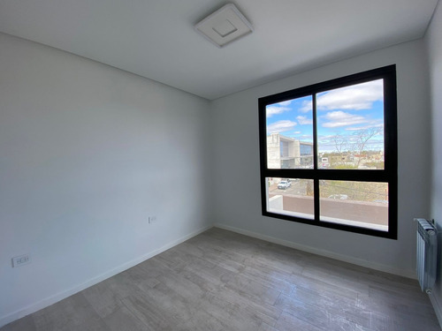 Venta Casa Housing - Nuevo Poeta Lugones - 2 Dorm