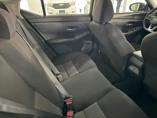 Nissan Sentra 2.0 Advance Cvt