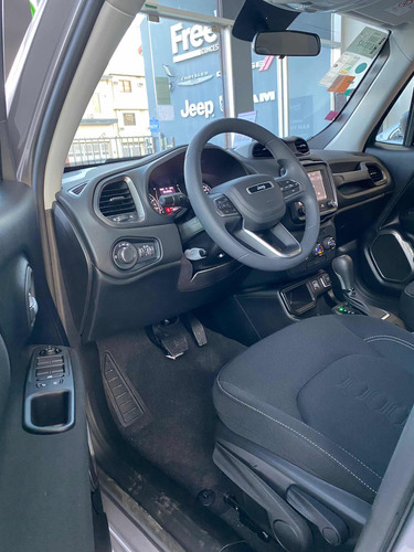 Jeep Renegade sport a/t6