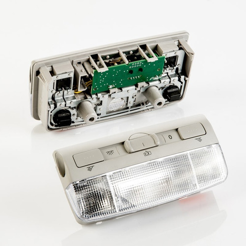 Lanterna Luz Teto Com Sensor U.s Fox 2014 2015 5z0947105f