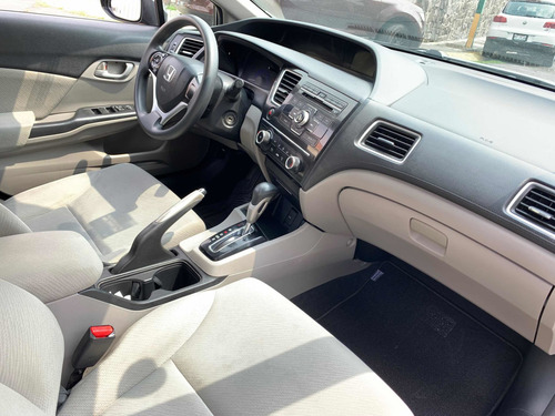Imagen 11 de 15 de Honda Civic 2013 1.8 Lx Sedan . At