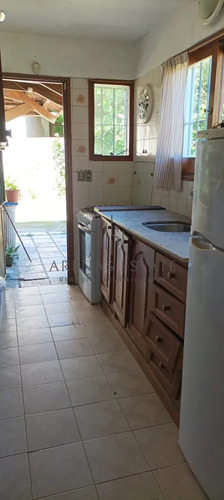 Bajo De Precio!!!!!casa En Venta En Altos De Pinares Con Excelente Terreno