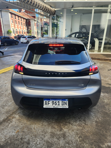Peugeot 208 1.6 Style Tiptronic