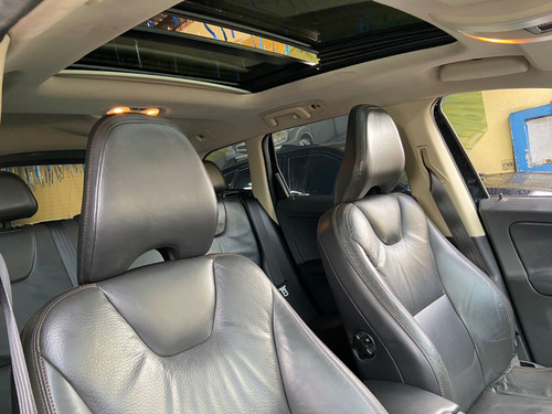 Volvo XC60 2.0 T5 Dynamic 5p