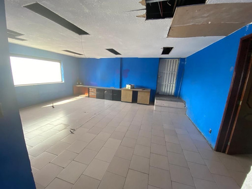 Bodega Y Oficinas En Renta / Área Federal Central De Abastos, Iztapalapa-cdmx