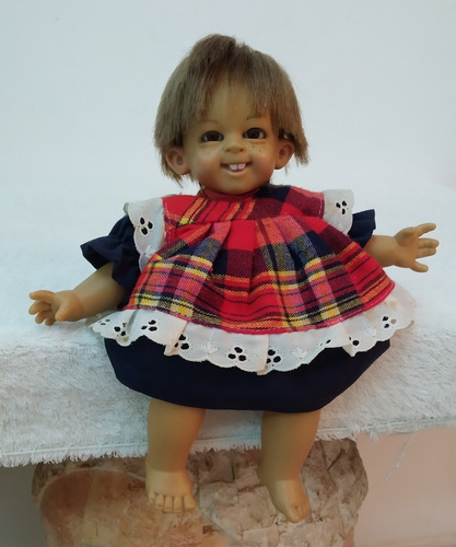 Muñeca Antigua De Cerámica Colección Vintage Hecha En España