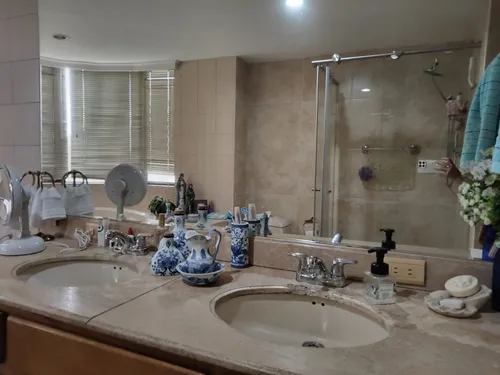 Apartamento En Venta En El Poblado. Cod V12635