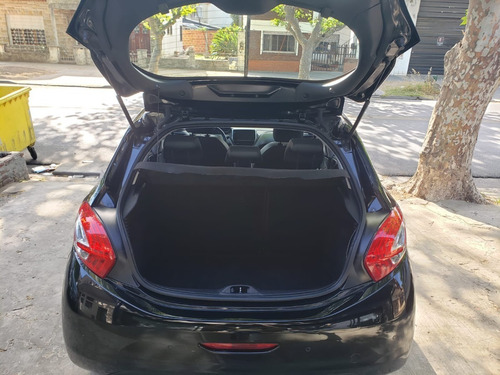 Imagen 6 de 16 de Peugeot 208 Feline 1.6 N Pack Cuir 2014