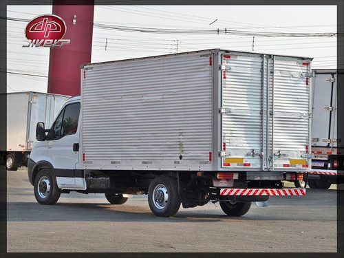 Imagem 12 de 12 de Iveco Daily 35s14 Com Baú