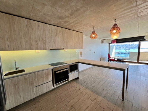 Moderno Departamento En Venta 3d+2b+2est+2bod, Mirador Barón