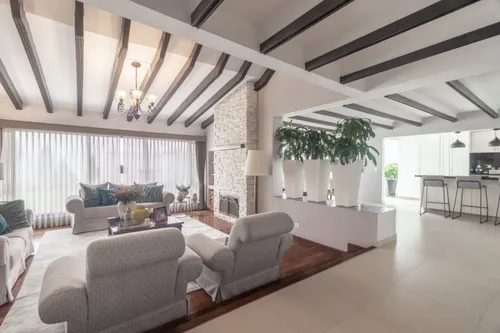 Casa En Venta En Malibu. Cod V14757