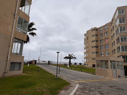 Departamento En Edificio Cochiguaz