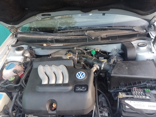 Imagen 3 de 14 de Volkswagen Golf 2000 2.0 Highline Tiptronic
