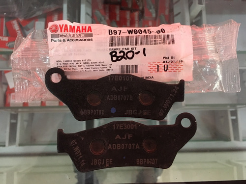 Imagen 3 de 3 de Balatas Delanteras Originales Yamaha Fz25 // R15