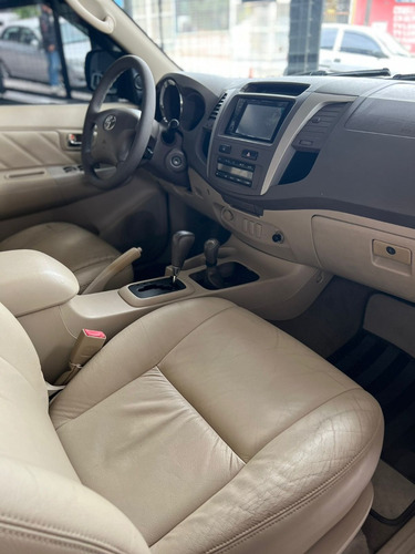 Imagem 6 de 7 de Toyota Hilux Sw4 Srv 3.0 Diesel Aut. 2008 (5 Lugares)
