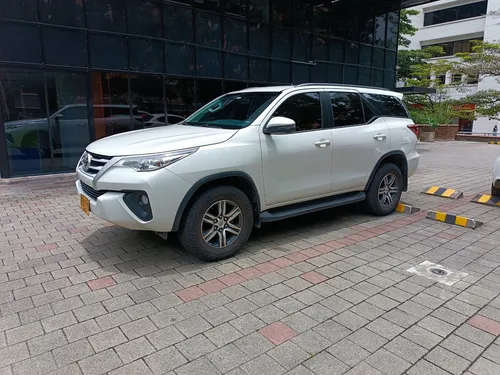 Toyota Fortuner 2.4 Street At 7As