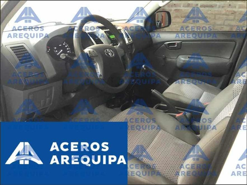 Toyota Hilux Srv