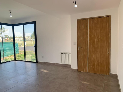 Imagen 5 de 29 de Casa En Venta A Estrenar En Santa Elena - Pilar Del Este
