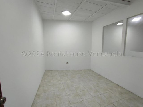 Galpón En Venta Urb Miranda Ia25-316257