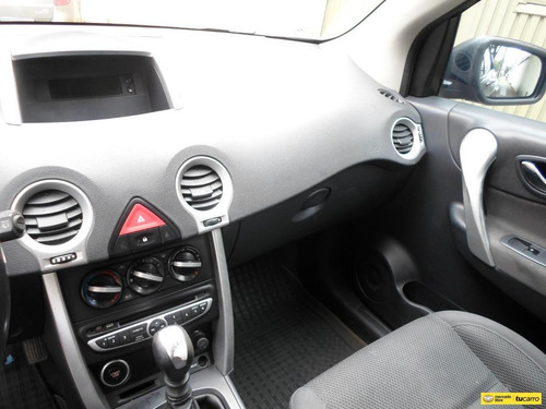 Imagen 17 de 25 de Renault Koleos Dynamique