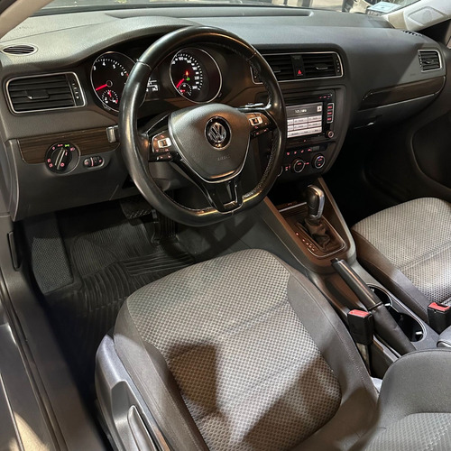 Volkswagen Vento 2.5 Advance Plus 170cv Tiptronic