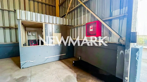 Arriendo Bodega Industrial Logistica / Patio Y Oficina Lampa