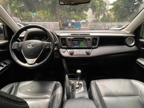 Imagen 7 de 11 de Toyota Rav4 2017 2.5 Xroad