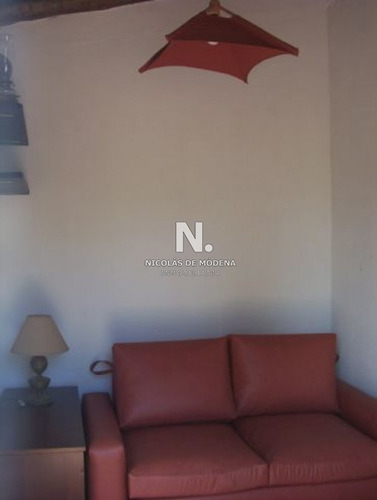 Casa En Pinares Con Vista Parcial Al Mar- Ref: 3807