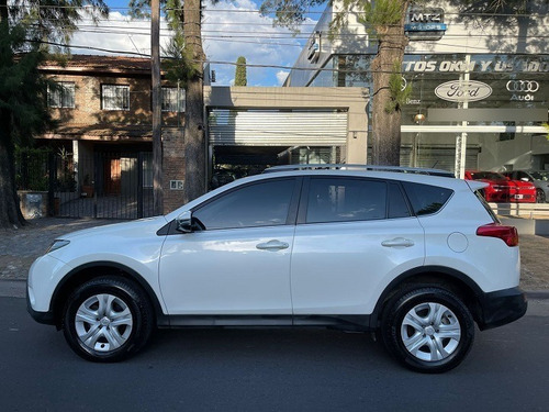 Imagen 2 de 15 de Toyota Rav4 4x4 Aut 2.5 180cv 2014 U/mano Serv/of 128.000km