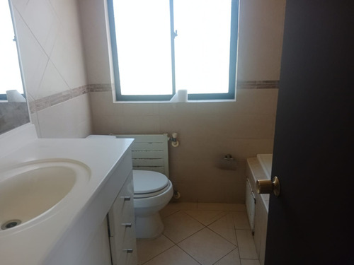 Broker Comercial Bosques 4d-3b-3est-patio