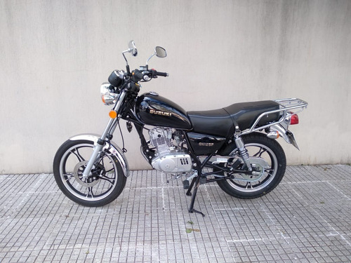 Imagen 2 de 18 de Suzuki Gn 125 Como Nueva 900km !!!