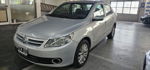 Volkswagen Voyage 1.6 Highline 101cv