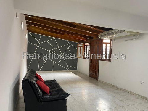 Townhouse En Alquiler En La Granja Naguanagua Valgo Comodo Amplio Cocina Moderna