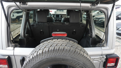 Jeep Wrangler 3.6 Unlimited Sahara Winter Edition 4x4 At