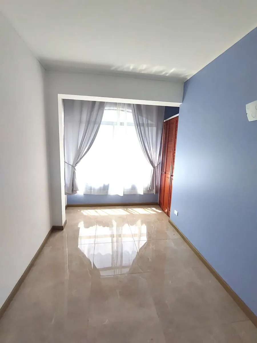 Imagen 5 de 8 de Se Vende Centrico Departamento A Pasos De Estacion De Metro