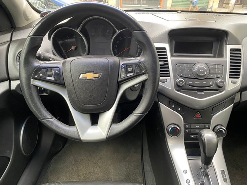 Imagem 7 de 13 de Chevrolet Cruze Sedan Lt 1.8 Automático + Couro - Único Dono
