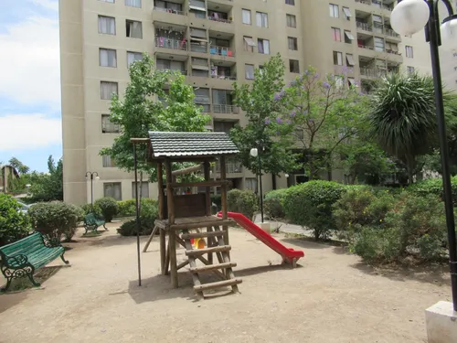 3 Dormitorios, 2 Baños, Prox Metro Hospitales