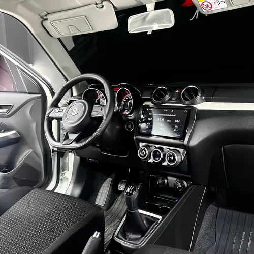 Suzuki Swift 1.2 Mt Hybrid