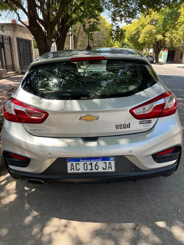 Imagen 8 de 15 de Chevrolet Cruze