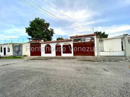 Venta Amplia Y Bella Casa En Urb Los Pinos Cabudare,lara