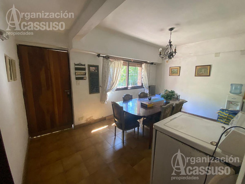 Casa / Lote Venta - Acassuso Av. Libertador Hacia Solís