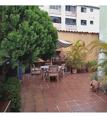 Imagen 8 de 20 de 160225 Carmen María González Vende Acogedor Apartamento Con Patio En La Granja Naguanagua (0412-4359728)