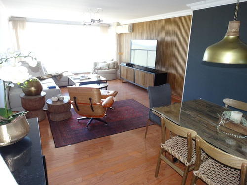 Imagen 4 de 30 de Apartamento En Venta Sobre Rbla. Con Vistas Al Mar, 3 Dormitorios, Parrillero De Uso Esclusivo Y Servicio 2 Garajes