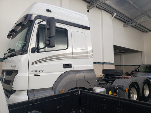 Imagen 4 de 21 de Mercedes Benz Axor 2544 Ls